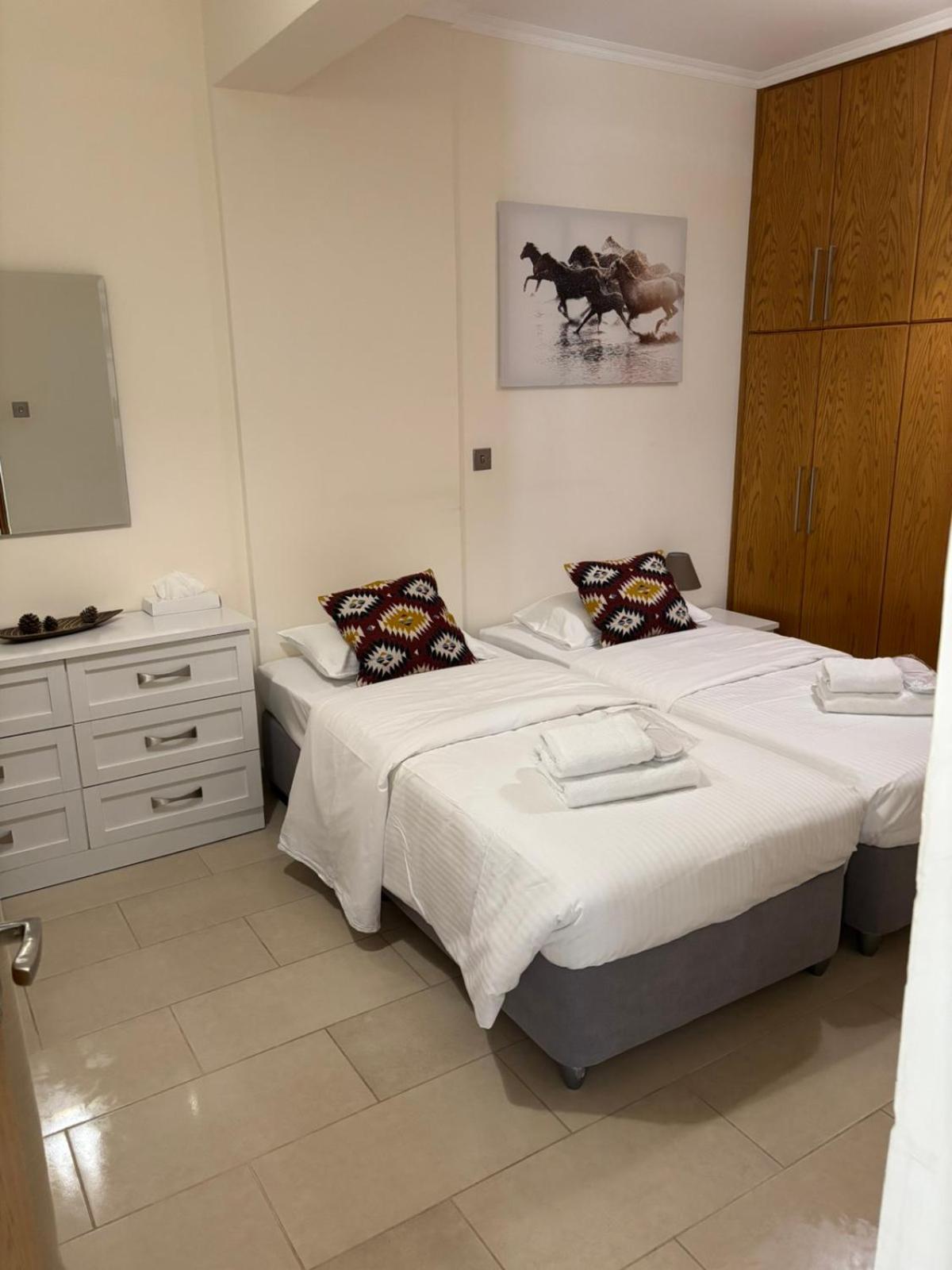 2 Bedroom Apartment, Zygos Centre Block D - By Imh Travel & Tours Paphos Exterior photo